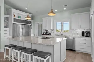 26 Porpoise Place, North Topsail Beach, NC 28460 – photo 10: Kitchen