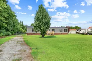 295 Francktown Road, Richlands, NC 28574 – photo 3: 025a3313