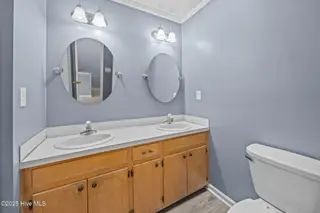 1107 Grovemont Drive D9, Greenville, NC 27834 – photo 22: 36-web-or-mls-IMG_2563