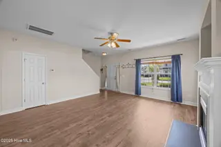170 Crooked Run Drive, New Bern, NC 28560 – photo 5: 20-web-or-mls-0C0A1361