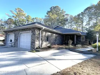 7 Putter Place, Carolina Shores, NC 28467 — 3-bedroom home in Carolina Shores, Carolina Shores, NC, photo 1 of 26: IMG_4902