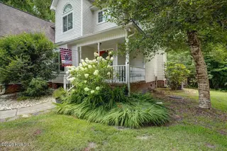 306 Taliaferro Lane, New Bern, NC 28560 – photo 3: 06-306_Taliaferro-37