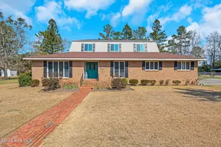 320 Pinecrest Drive, Chadbourn, NC 28431 – photo 5: 320_Pinecrest_Dr_Chadbourn_NC_28431_USA-