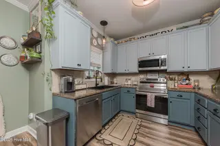 273 Inverness Drive, Hubert, NC 28539 – photo 17: 19KITCHEN