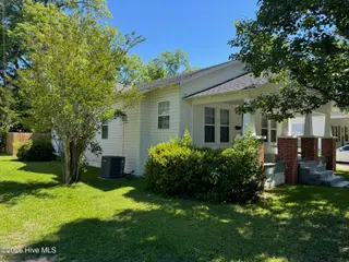 109 E Calhoun Street, Whiteville, NC 28472 – photo 2: From left side of house