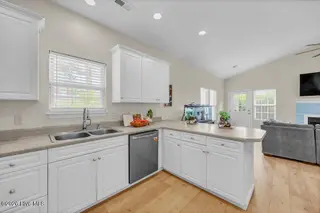 7322 Cassimir Place, Wilmington, NC 28412 – photo 15: 014_img_1499_730