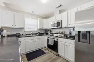 2412 King Richard Court H, Greenville, NC 27858 – photo 8: IMG_2949