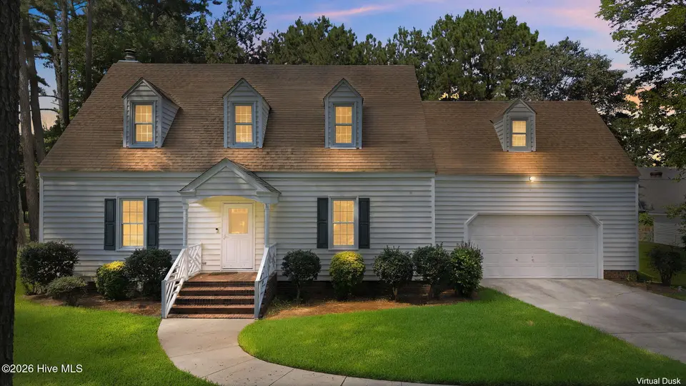 1404 Canterbury Road, Tarboro, NC 27886 – photo 1 of 57: 1404 Canterbury dusk