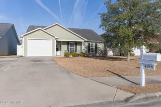 4318 Elizabeth Avenue, New Bern, NC 28562 – photo 7: 3 Bedroom, 2 Baths