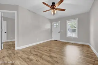 517 S 9th Street, Wilmington, NC 28401 – photo 5