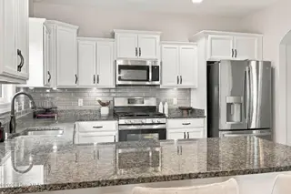 314 Wood House Drive, Jacksonville, NC 28546 – photo 13: 19-web-or-mls-IMG_2739