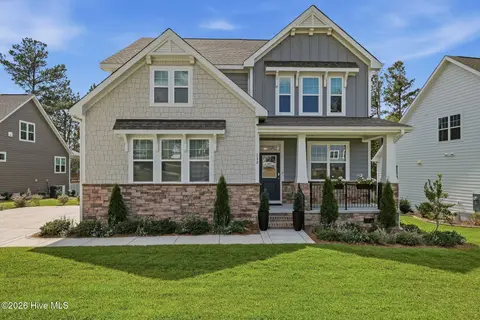 132 Plantation Dr, Southern Pines
