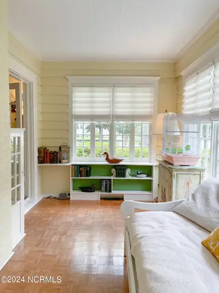 1801 Chestnut Street, Wilmington, NC 28405 – photo 5: Sunroom