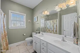 118 Tupelo Trail, New Bern, NC 28562 – photo 23: SECOND BATHROOM