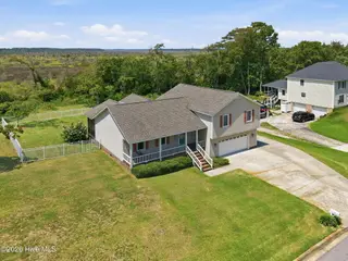 907 Oak Drive, Morehead City, NC 28557 – photo 2: 2-web-or-mls-DJI_20260813130902_0076_D_e