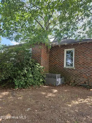 4152 E Horne Avenue, Farmville, NC 27828 – photo 3: 4152 E Horne Av2