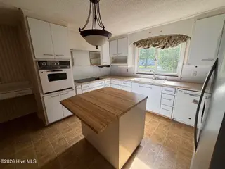 4512 W Fairway Drive, Trent Woods, NC 28562 – photo 5: IMG_5437