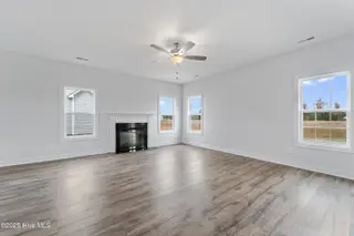 1856 Olde Towne Pointe Boulevard, Jacksonville, NC 28546 – photo 7: DSC07123