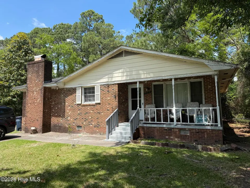 521 Brynn Marr Road, Jacksonville, NC 28546 – photo 1 of 2: IMG_4747 2