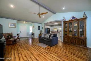 102 Laura Drive, New Bern, NC 28562 – photo 9: Living Room with Vaulted Ceiling