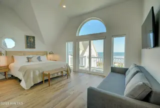 4290 Island Drive, North Topsail Beach, NC 28460 – photo 23: Upstairs Master Bedroom 2a