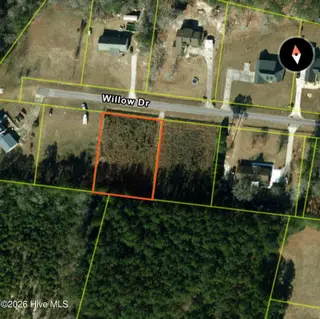 B b Near 101 Willow Drive, Tabor City, NC 28463 – photo 8: lotlines