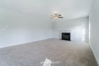 217 Little Bird Lane, Jacksonville, NC 28546 — 4-bedroom home in Onslow Bay, Jacksonville, NC, photo 16 of 35: SIMILAR PHOTO CATALINA-21