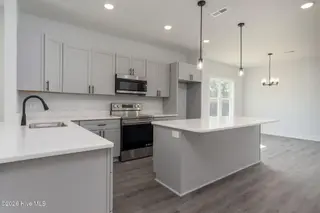 143 Laura Drive, New Bern, NC 28562 – photo 12: Kitchen