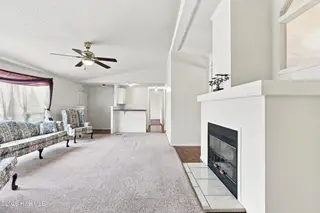 989 Simpson Ditch Road, Elizabeth City, NC 27909 – photo 11: Living Room