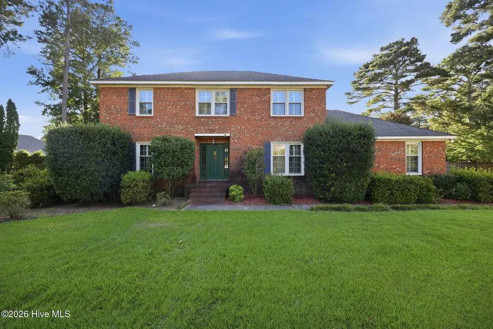 1053 Colleton Way, Trent Woods, NC 28562 – photo 1 of 51: 1-web-or-mls-0C0A2743