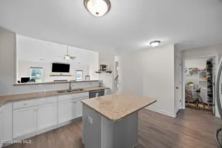 640 Aria Lane, Hubert, NC 28539 – photo 14: 14_kitchen