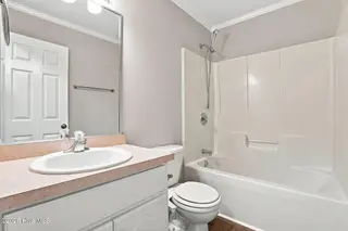 507 Twin Creeks Drive, Goldsboro, NC 27530 – photo 18: 34-web-or-mls-DSC06537-Edited