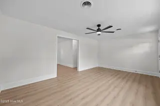2818 Jefferson Drive, Greenville, NC 27858 – photo 9: 31-web-or-mls-LHV_3817