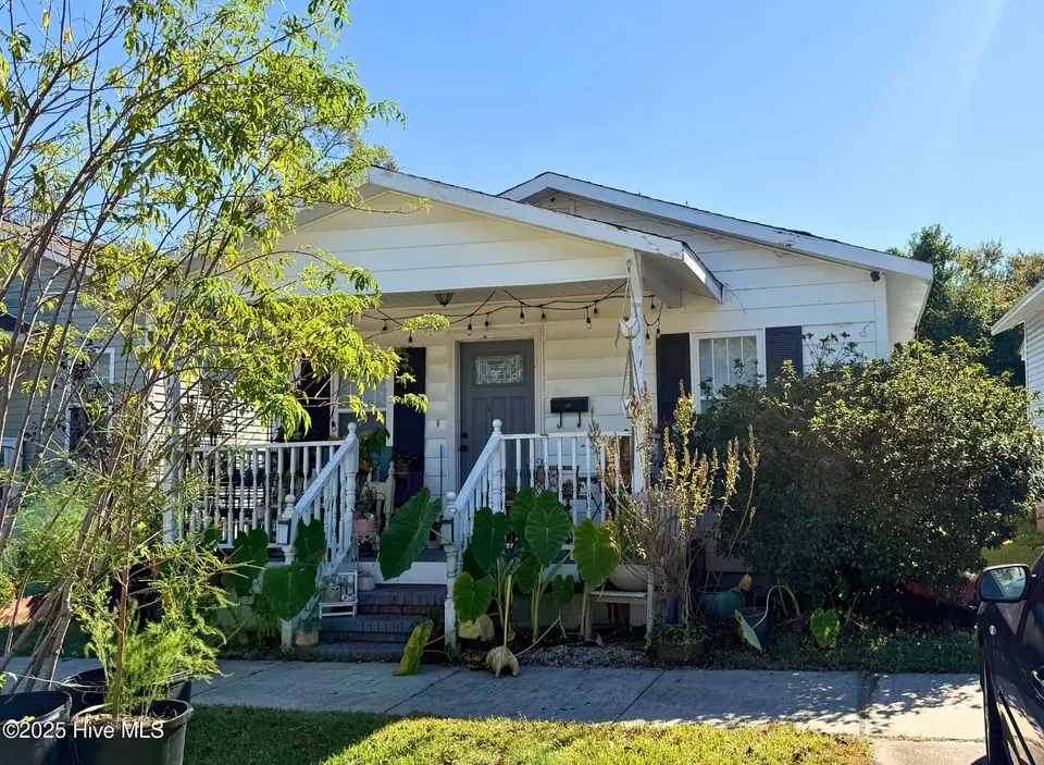 1410 Nun Street, Wilmington, NC 28401 – photo 1 of 1: front