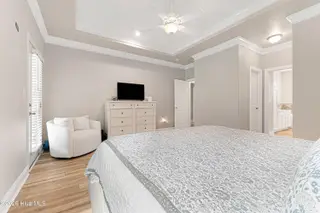 412 Waverly Court, Newport, NC 28570 – photo 18: Primary bedroom