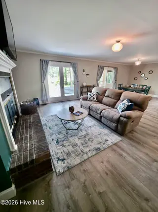 1116 Santa Lucia Road, New Bern, NC 28560 – photo 3: Living Room