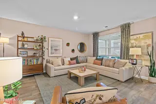312 Cleat Drive, Surf City, NC 28445 – photo 15: 28_living room