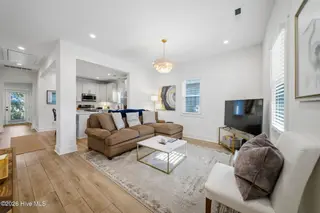 110 S 11th Street, Wilmington, NC 28401 – photo 5