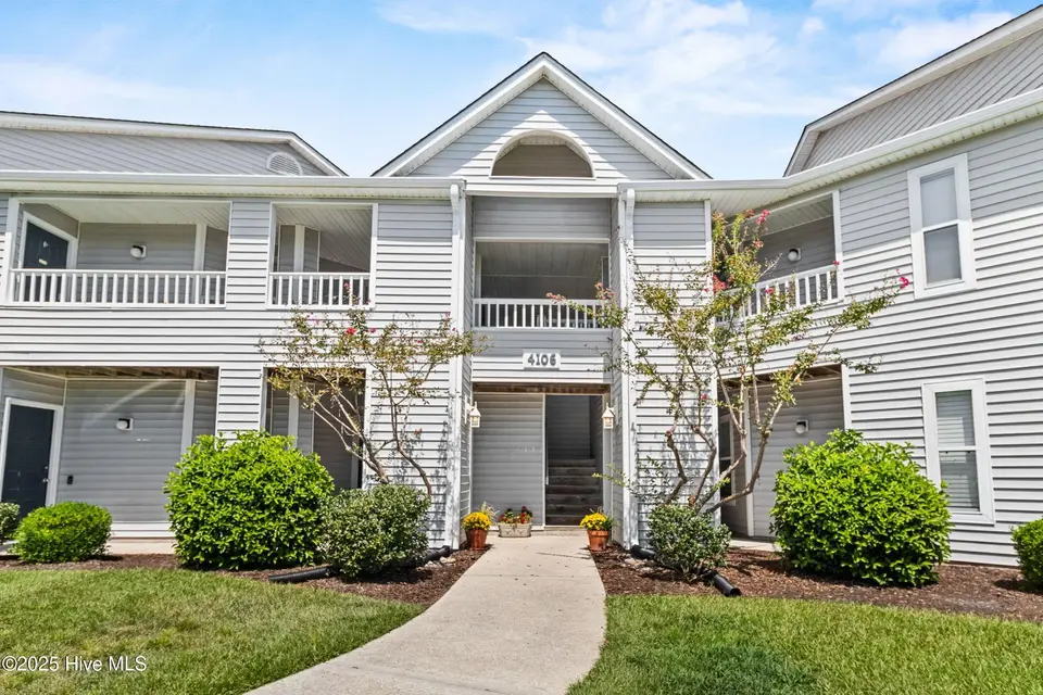 4106 Breezewood Drive Apt 102, Wilmington, NC 28412 – photo 1 of 40: 1_front exterior
