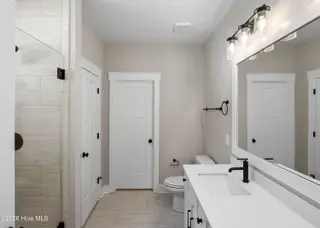 161 Twining Rose Lane, Holly Ridge, NC 28445 – photo 16: primary bathroom