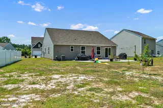 1317 Patti Lane SE, Bolivia, NC 28422 — 3-bedroom home in New South Bridge, Bolivia, NC, photo 5 of 40