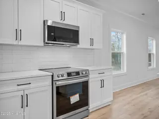 293 E Ivybridge Drive, Hubert, NC 28539 – photo 14: Kitchen
