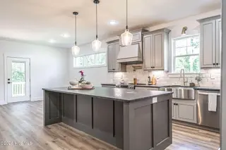 399 Spring Lake Drive, Pinehurst, NC 28374 – photo 5: Kitchen