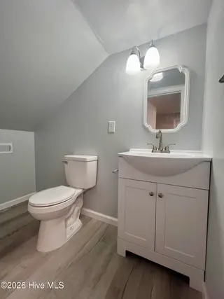314 Burke Street, Elizabeth City, NC 27909 – photo 16: Upstairs