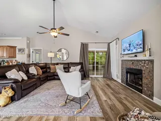 200 Fairmont Lane, Jacksonville, NC 28540 — 3-bedroom home in Williamsburg Plantation, Jacksonville, NC, photo 19 of 64