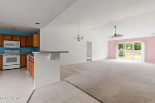 927 Wyndfall Drive SW, Sunset Beach, NC 28468 — 3-bedroom home in Wyndfall, Sunset Beach, NC, photo 6 of 49: 23-web-or-mls-CAMMediaLLC.com 927-18