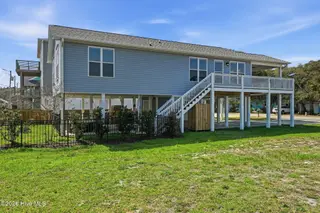 625 S Fourth Avenue, Kure Beach, NC 28449 – photo 3: 3_625_S_4th_Ave_-_photos_064