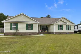 114 Trailwood Drive, Hubert, NC 28539 – photo 2: Front Exterior