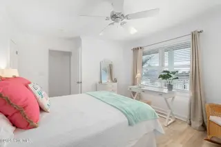1606 Ocean Drive, Emerald Isle, NC 28594 – photo 21: 18-web-or-mls-chadwick-visuals-1606-ocea
