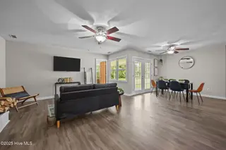 2062 Hunters Ridge Drive, Midway Park, NC 28544 – photo 5: 11-web-or-mls-2062 Hunters Ridge Drive 3